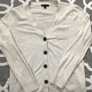 Gap cream cardigan